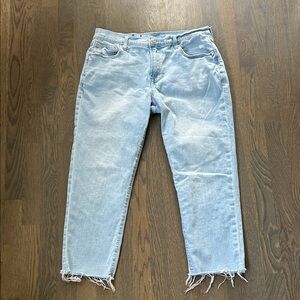GAP Light Blue Cropped Women's Jeans